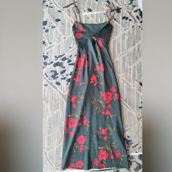 HELLO MOLLY FOOL ME ONCE MIDI DRESS Size XS - Picture 3 of 5